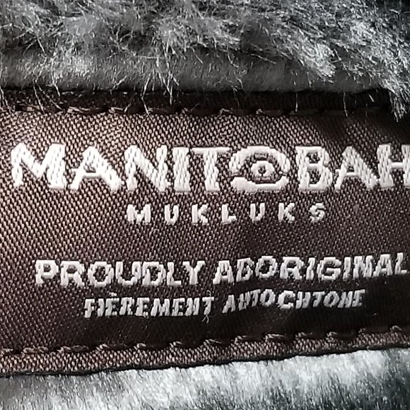 Manitobah Mukluks Buffalo Dancer Tall Boot, Gray Suede, Youth Size 3 (Ages 6-8) - Picture 12 of 14
